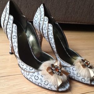 Rarely worn Guess by Marciano heels size 9